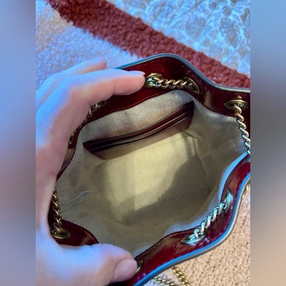 Tory Burch Willa Shine small red bag with gold chain - Picture 6 of 6